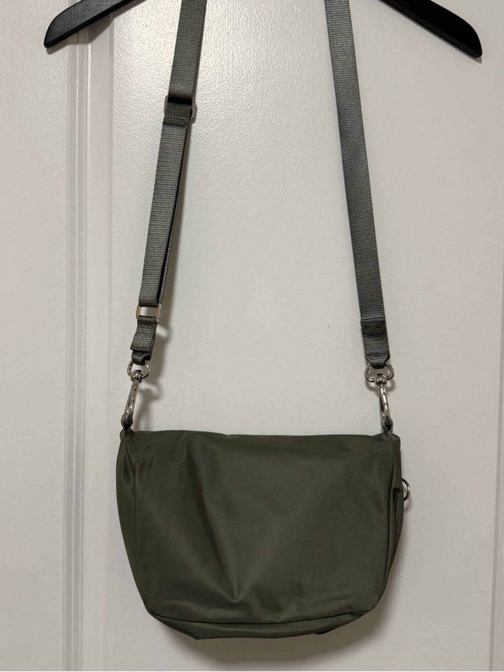 Lululemon All Night Festival Bag 5L - Grey Sage - Picture 3 of 10